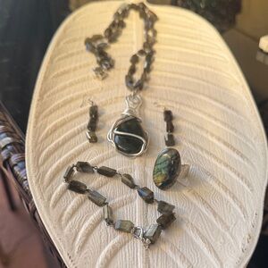 Hand Crafted Labradorite Jewelry Set in Chatoyant Gray-Green
